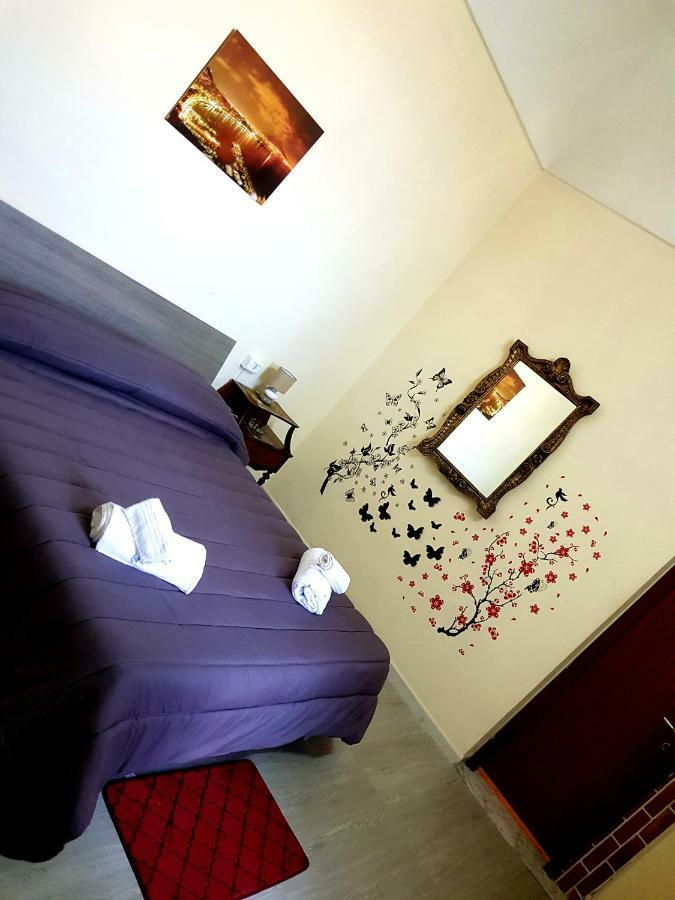 I Tetti Del Centro Storico Apartment Naples Exterior photo