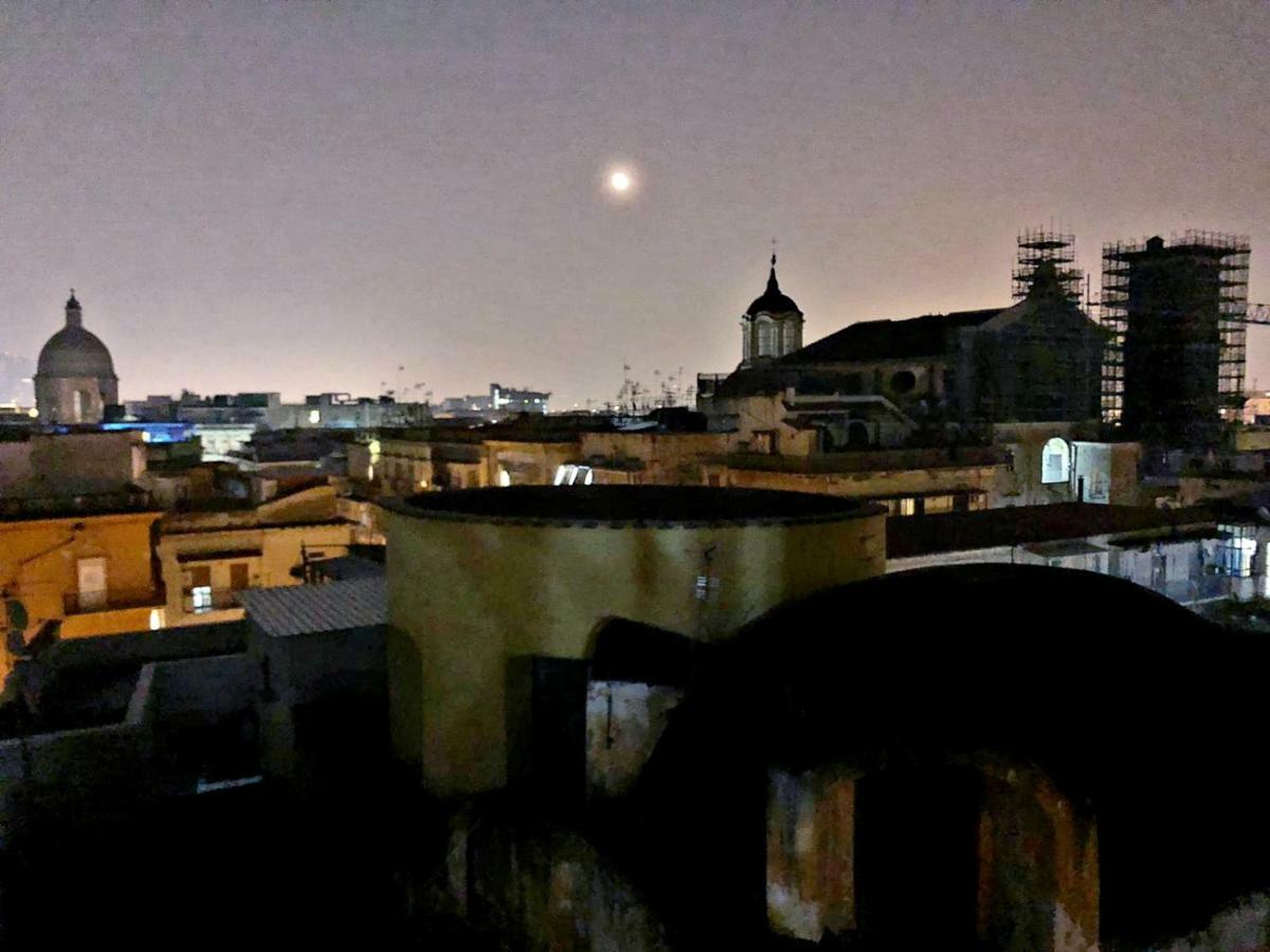 I Tetti Del Centro Storico Apartment Naples Exterior photo